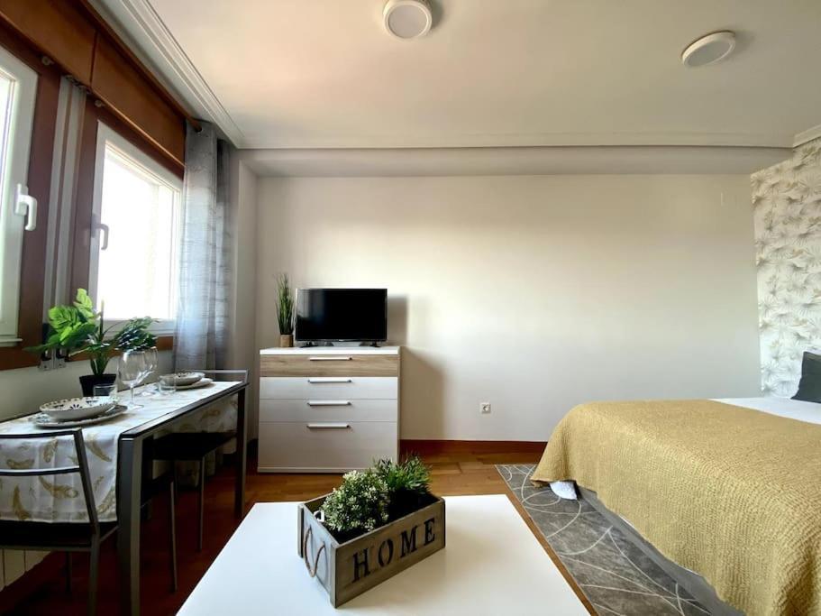Estudio Con Vistas Al Mar Apartment Vigo Bagian luar foto